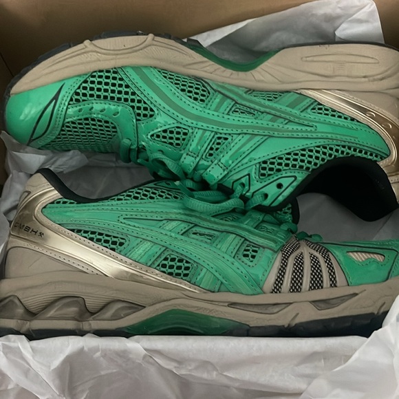 ASICS gmbh Kayano worn a few times as pictured - Picture 7 of 9